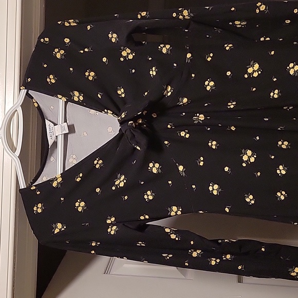 Long sleeve dress - Picture 2 of 4